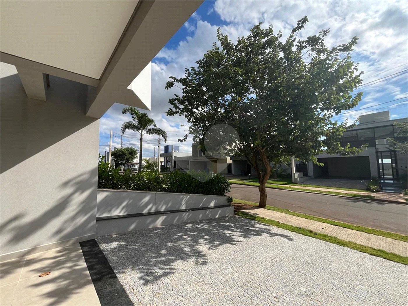 Excelente Casa Plana no Condomínio Bela Vista