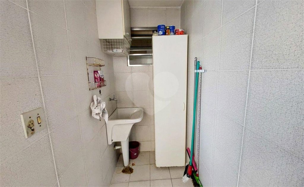 Apartamento de 03 dormitórios. Agende uma visita.
