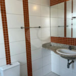 Casa para alugar com 3 suítes no condomínio Figueira Garden, Atibaia - SP