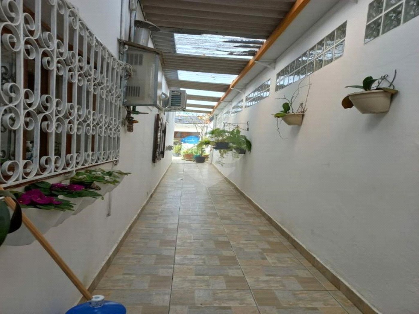 Casa à venda com 3 quartos, sendo 2 suítes, em Jardim Oriental, São Paulo, SP