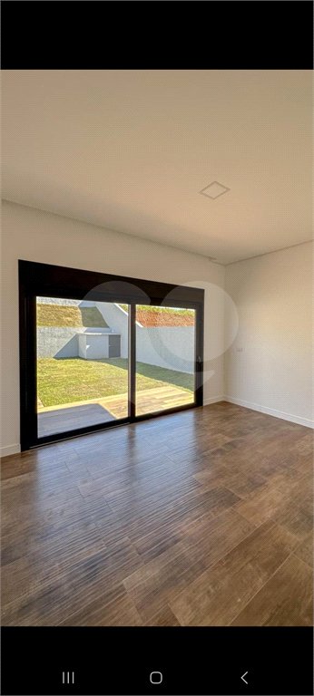 Casa à venda com 3 suítes no condomínio Shamballa 3, Atibaia - SP