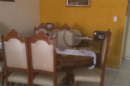 Casa à venda com 3 quartos, sendo 1 suíte,  em Vila Augusta, Guarulhos, SP