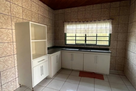 Casa à venda com 3 quartos, sendo 1 suíte, em Jardim das Oliveiras, Três Lagoas, MS