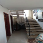 Casa à venda com 2 quartos no condomínio Portal do Bosque, Louveira - SP