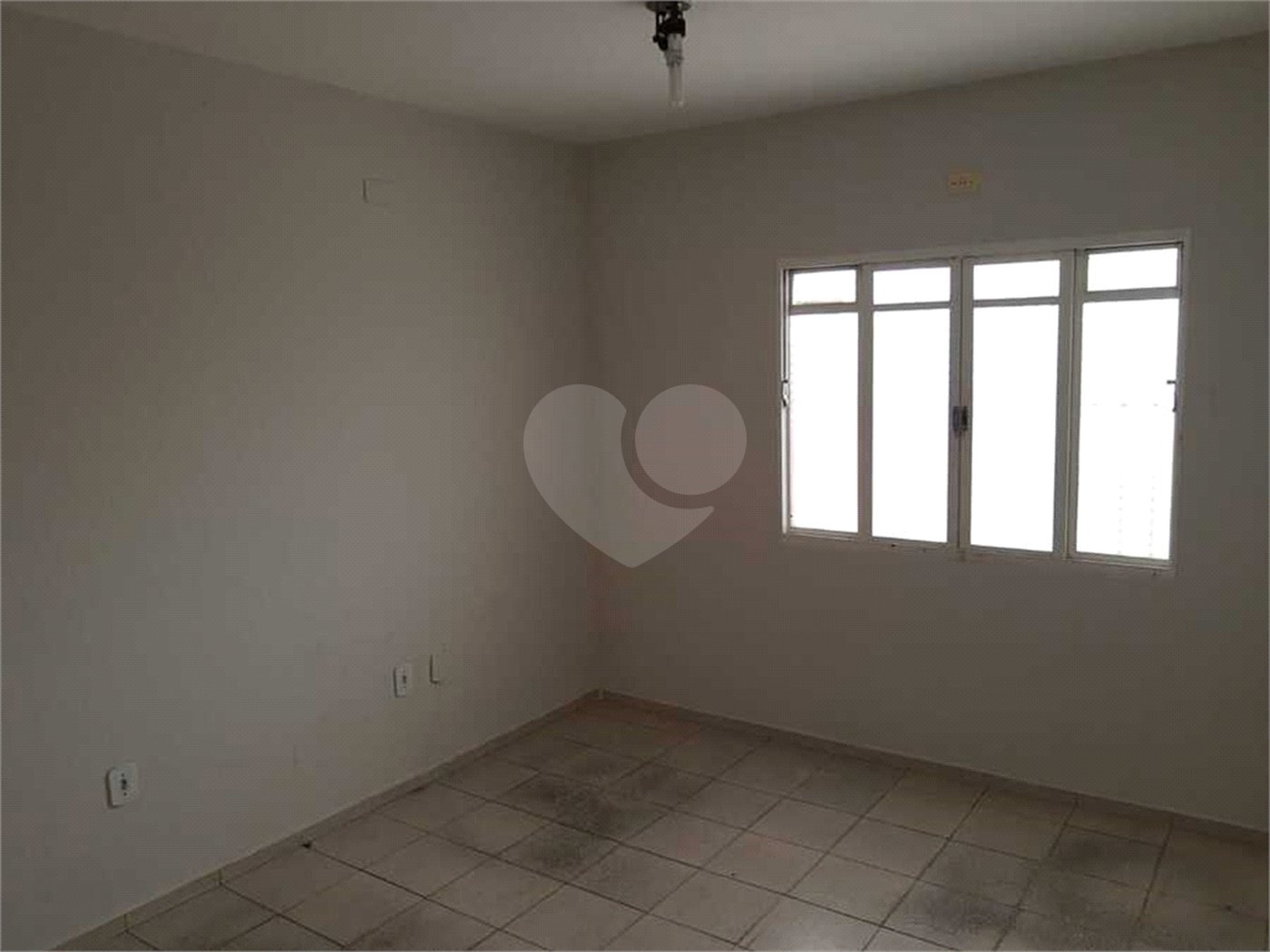 Sobrado à venda com 4 suítes em Vila Santana, Sorocaba, SP
