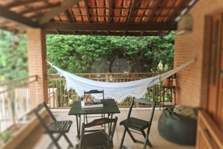 Casa à venda com 3 quartos, sendo 1 suíte, no condomínio Acmti - Colinas do Mosteiro, Terras de Itaici e Recanto dos Pássaros, Indaiatuba - SP