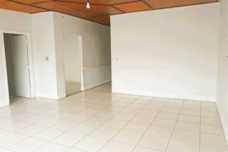 Casa à venda ou para alugar com 7 quartos, sendo 2 suítes, em Jardim Peri Peri, São Paulo, SP
