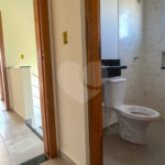 Casa à venda com 2 suítes em Vila Santa Helena, Atibaia, SP