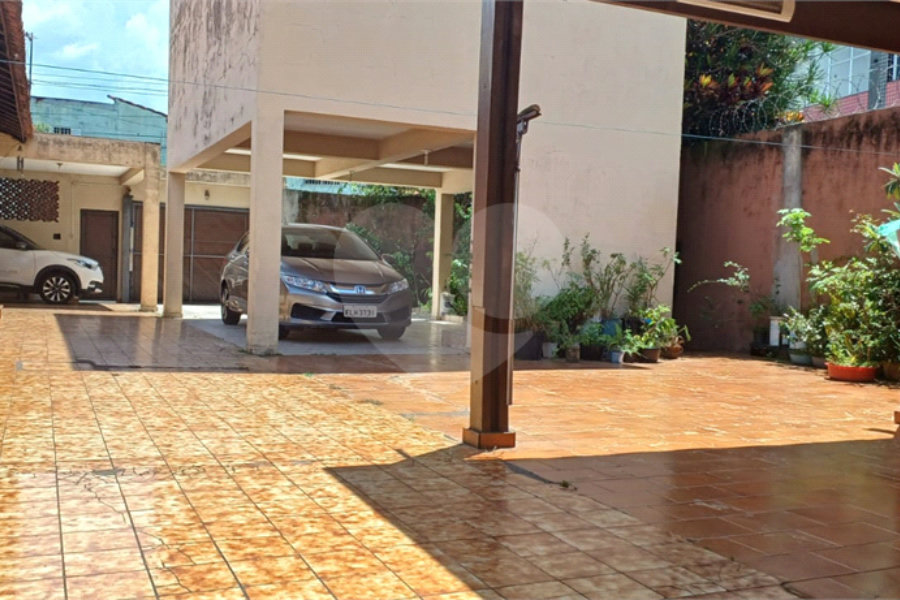 Casa à venda com 3 quartos, sendo 1 suíte, em Parque Edu Chaves, São Paulo, SP