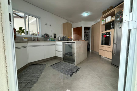 Casa à venda ou para alugar com 3 suítes no condomínio Piemonte Residenziale, Vinhedo - SP