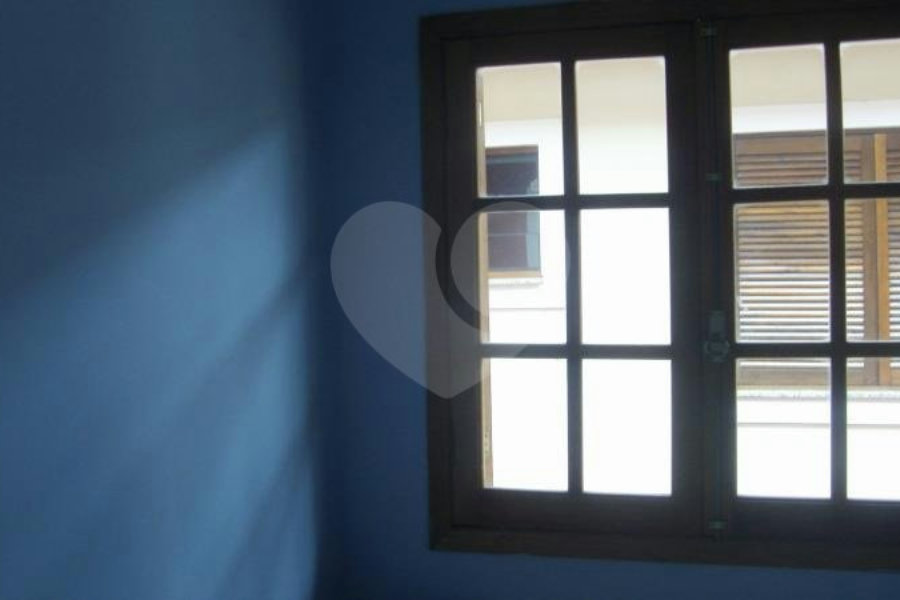 Sobrado à venda com 3 quartos, sendo 1 suíte, em Tremembé, São Paulo, SP