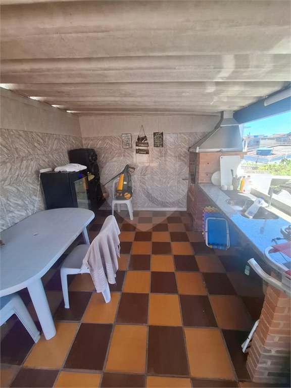 Casa à venda com 5 quartos, sendo 4 suítes, em Campo Grande, Rio de Janeiro, RJ