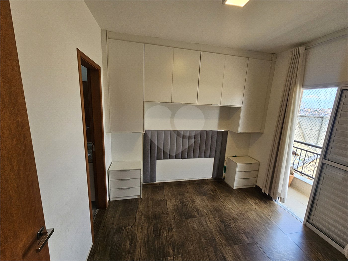 Sobrado à venda com 3 quartos, sendo 1 suíte,  em Vila Nivi, São Paulo, SP