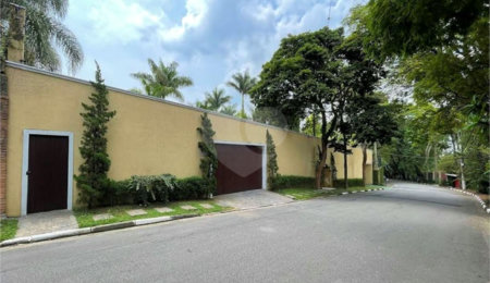 Casa à venda com 4 suítes no condomínio Miollo da Granja, Cotia - SP