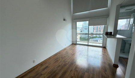 Duplex à venda ou para alugar com 1 suíte em Vila Nova Conceição, São Paulo, SP