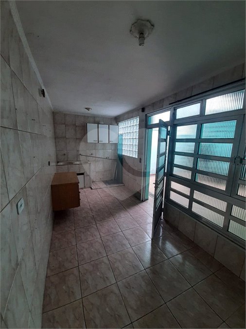 Sobrado à venda com 2 quartos em Vila Margarida, São Paulo, SP