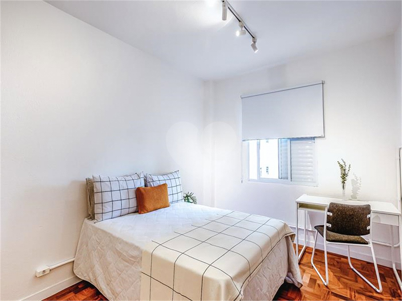 Apartamento à venda com 3 quartos, sendo 1 suíte, em Itaim Bibi, São Paulo, SP