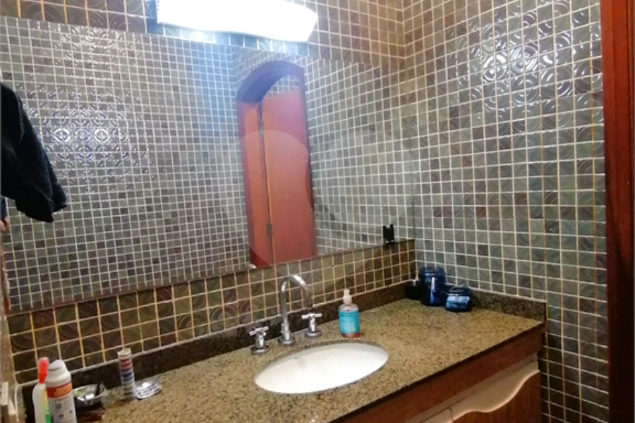 Casa Térrea à venda com 3 quartos, sendo 1 suíte,  em Vila Mariana, São Paulo, SP