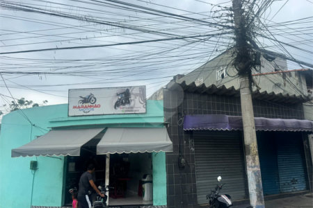 Casa à venda com 3 quartos em Santíssimo, Rio de Janeiro, RJ