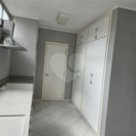 Apartamento à venda com 2 suítes em Cerqueira César, São Paulo, SP