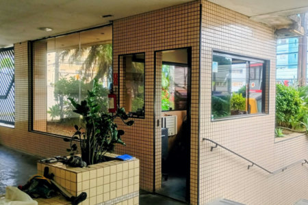 Apartamento com 3 dormitórios para alugar, 140 m² por R$ 3.850,00/mês - Itararé - São Vicente/SP