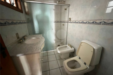 Casa à venda com 3 quartos, sendo 1 suíte, em Vila Vianelo, Jundiaí, SP