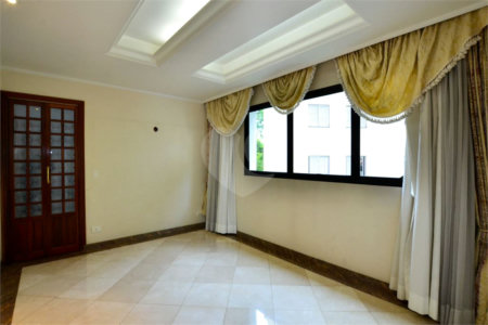 Apartamento à venda com 4 quartos, sendo 2 suítes, em Vila Monumento, São Paulo, SP