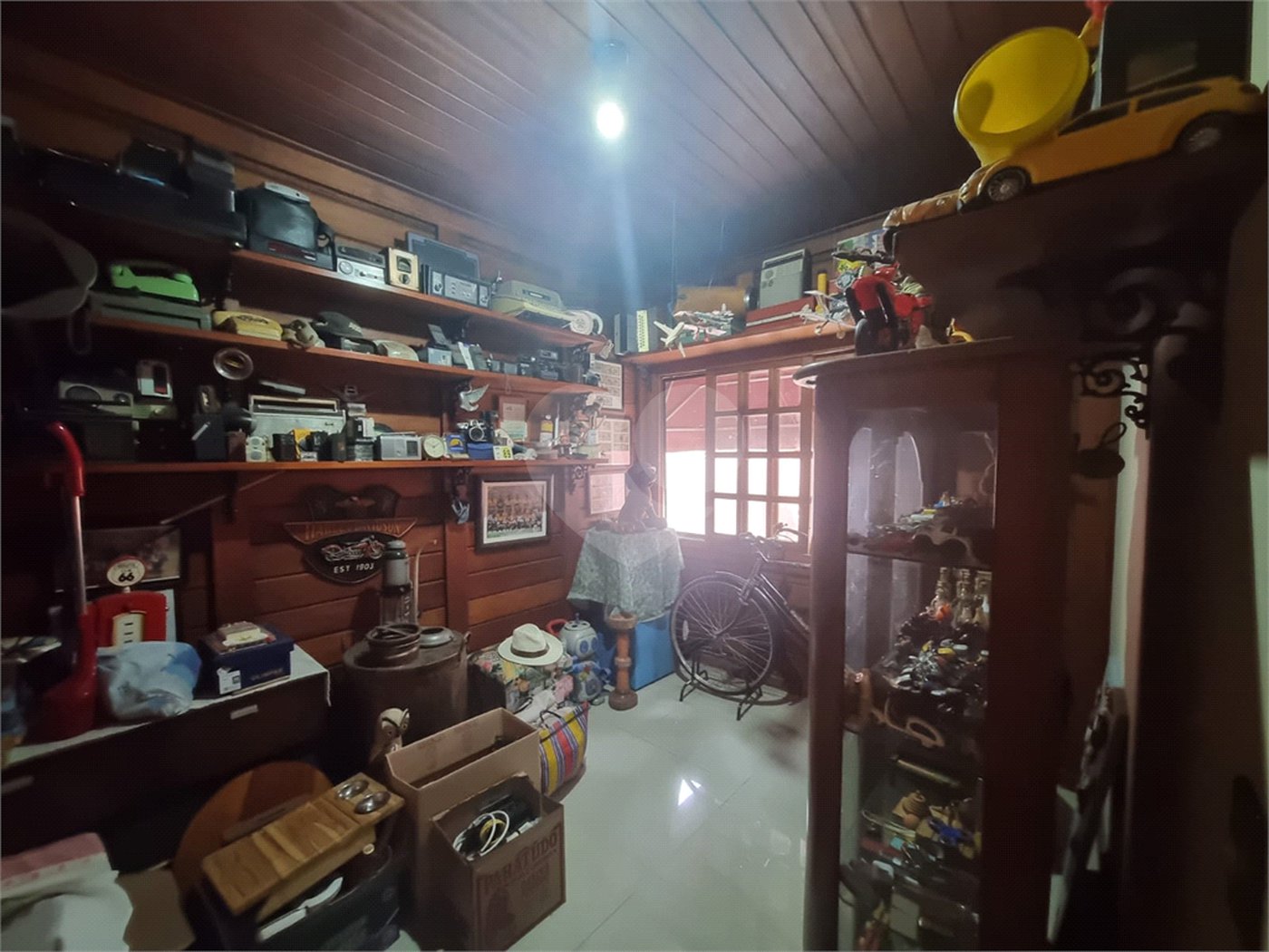 Casa à venda com 3 quartos, sendo 1 suíte, no condomínio Ibiti do Paço, Sorocaba - SP