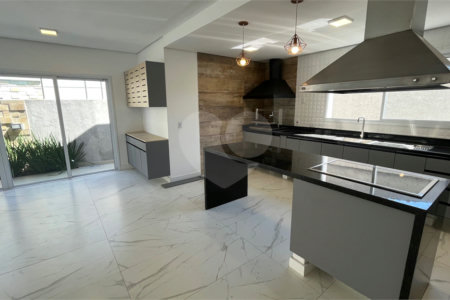 Casa à venda com 4 suítes em Jardim Paulista, Atibaia, SP