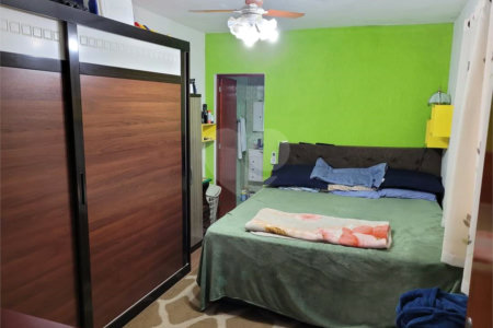 Sobrado à venda com 2 quartos, sendo 1 suíte,  em Vila Sud Menuci, Mogi das Cruzes, SP