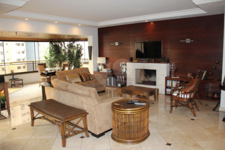 Apartamento à venda com 4 suítes em Vila Suzana, São Paulo, SP
