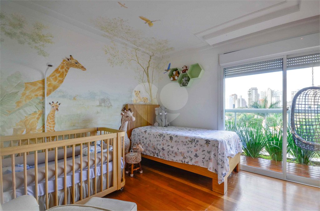Casa à venda com 5 quartos, sendo 4 suítes, no condomínio Espaço Mobile - Real Parque, São Paulo - SP