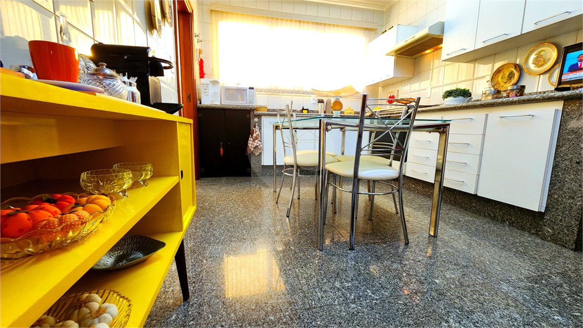 Apartamento à venda com 3 quartos, sendo 1 suíte, em Jardim Santa Rosa, Nova Odessa, SP