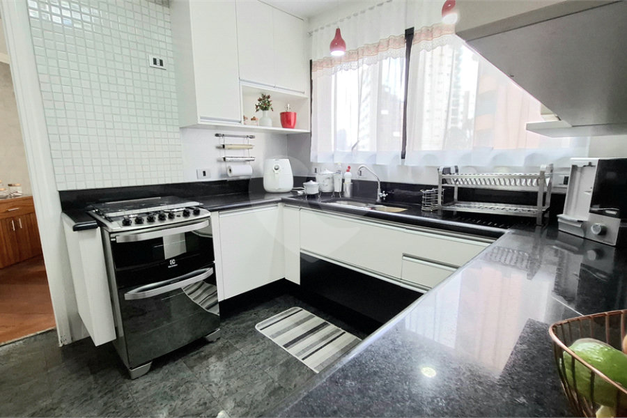 Apartamento à venda com 3 suítes em Santana, São Paulo, SP