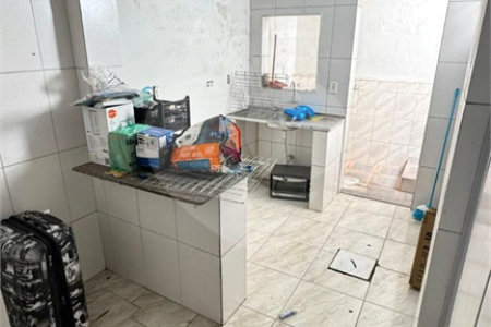 Sobrado à venda com 4 quartos em Interlagos, São Paulo, SP