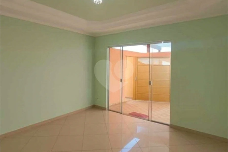 Casa à venda no bairro Santa Rosa (Ypês), Piracicaba-SP.
