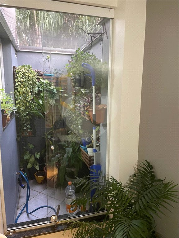 Casa à venda com 3 quartos, sendo 1 suíte, no condomínio Residencial Via Veneto, São Paulo - SP