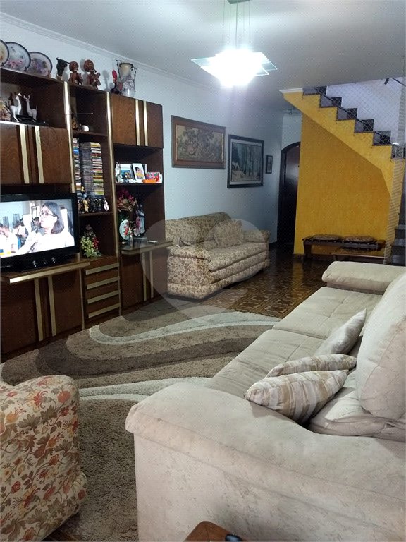 Sobrado à venda com 3 quartos, sendo 1 suíte, em Vila Maria Alta, São Paulo, SP