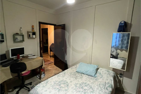 Casa à venda com 4 quartos, sendo 1 suíte,  em Jardim Ponte Grande, Mogi das Cruzes, SP