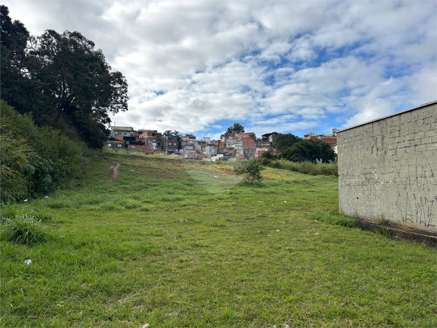 Terreno à venda em Vila Anchieta, Poá, SP