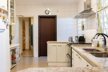 Sobrado à venda com 4 quartos, sendo 2 suítes, em Vila Madalena, São Paulo, SP