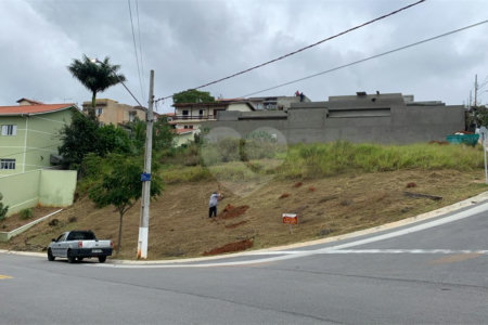 Terreno 340m² - Residencial Central Parque