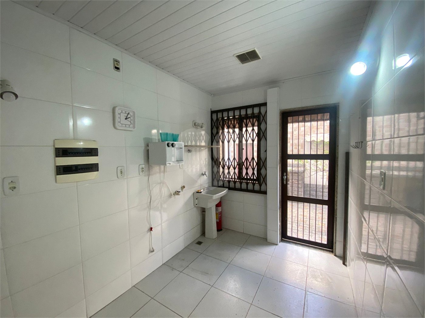 Casa à venda com 2 quartos, sendo 1 suíte, em Campo Grande, Rio de Janeiro, RJ
