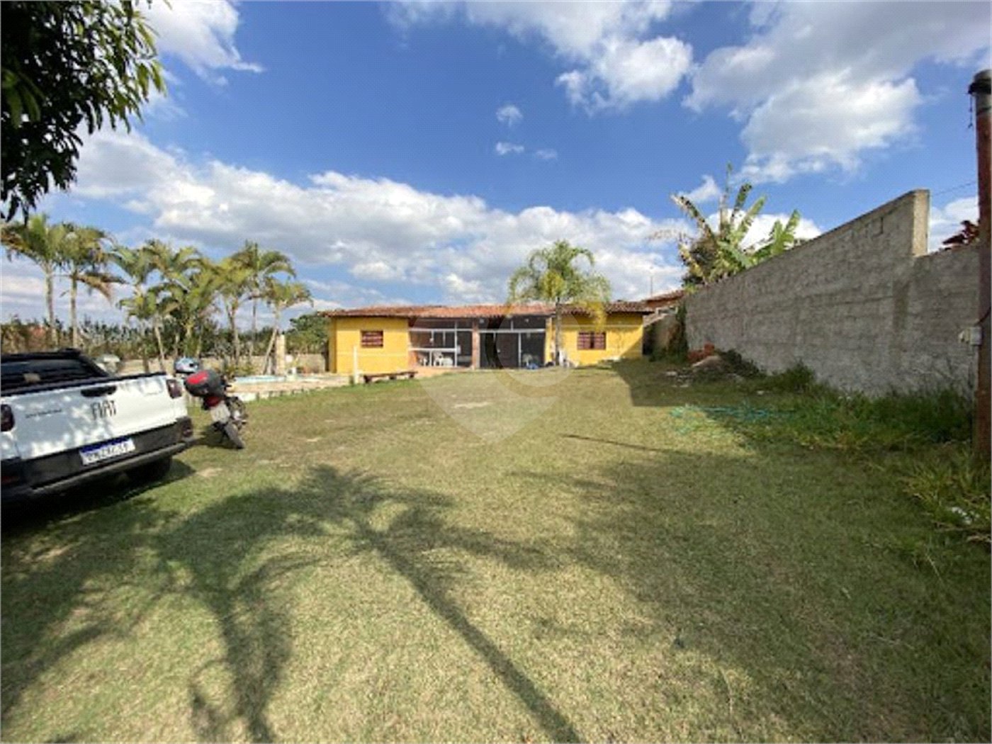 Chácara à venda com 3 quartos, sendo 1 suíte, em Jardim Buru, Salto, SP