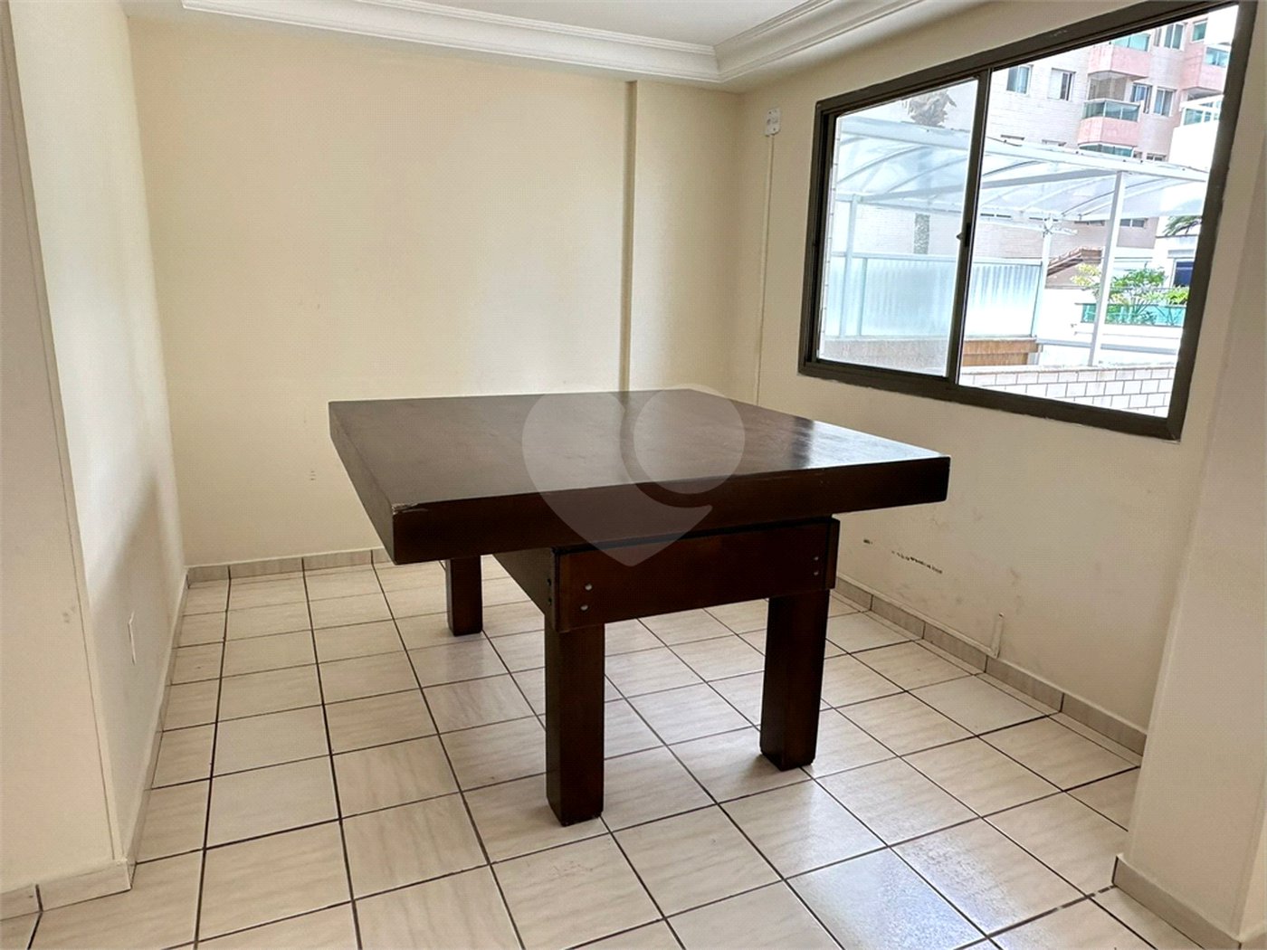 Apartamento à venda com 2 quartos, sendo 1 suíte,  em Aviação, Praia Grande, SP