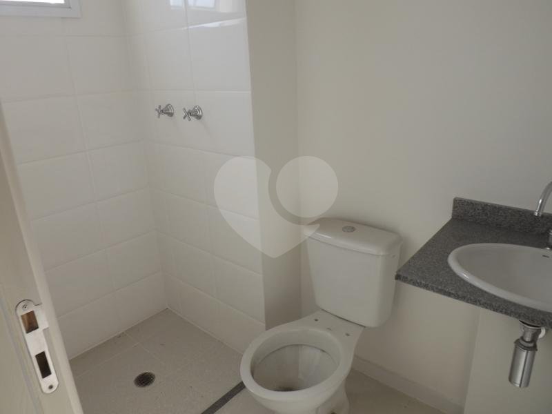 Apartamento à venda com 3 quartos, sendo 1 suíte, em Cidade São Francisco, São Paulo, SP
