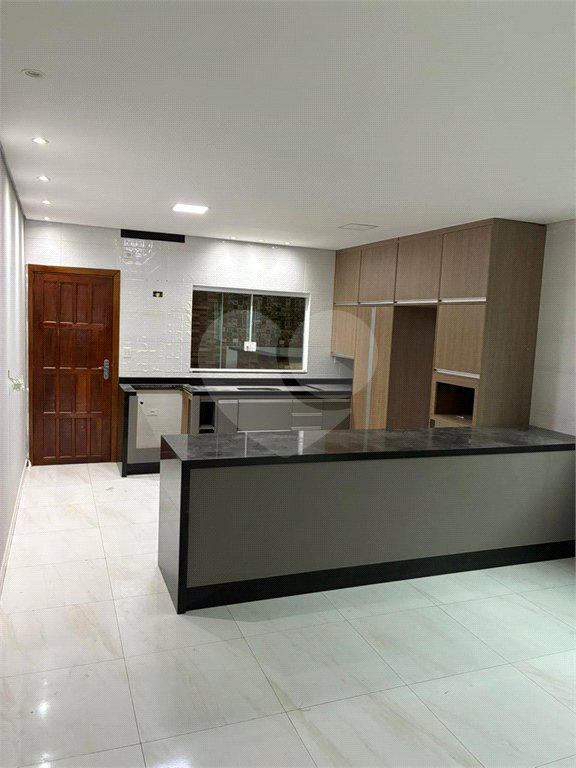 Sobrado à venda com 3 quartos, sendo 1 suíte, em Vila Maricy, Guarulhos, SP