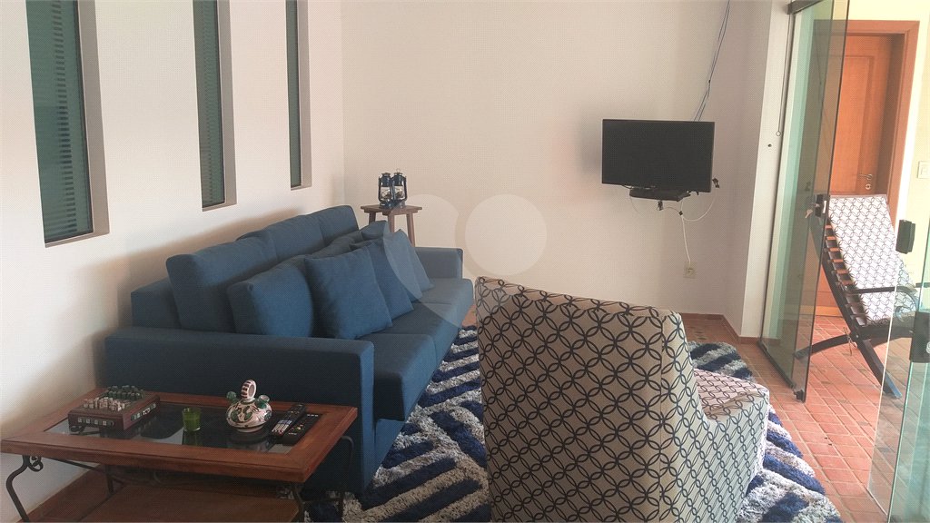 Casa à venda com 5 quartos, sendo 2 suítes, no condomínio Vinhas da Vista Alegre - Lado Sede, Vinhedo - SP