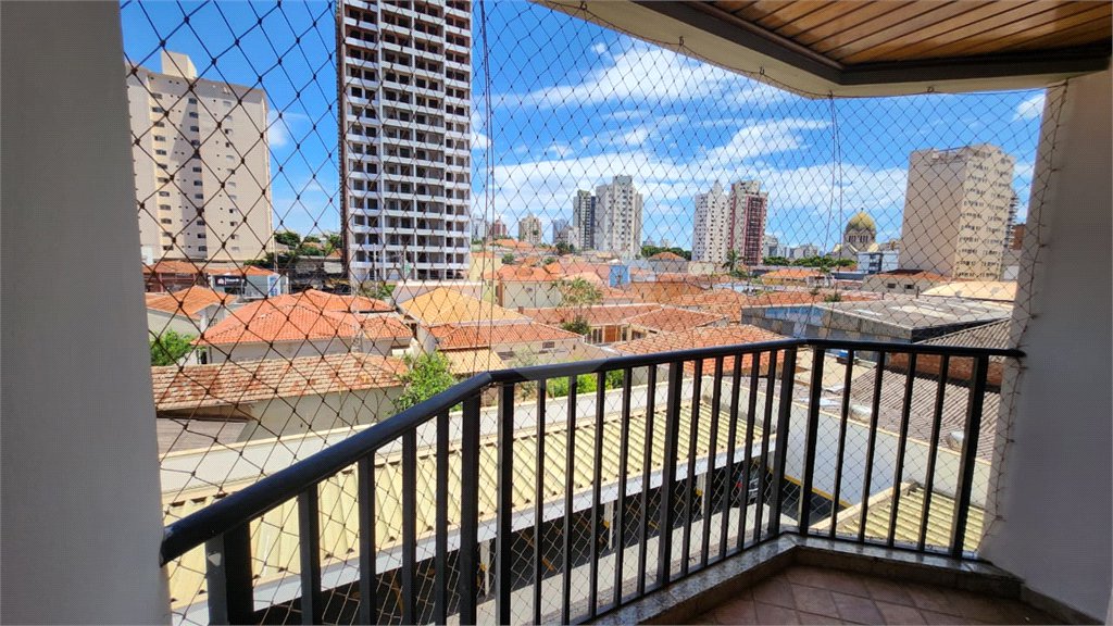 Apartamento à venda com 2 quartos no Centro, Araraquara, SP