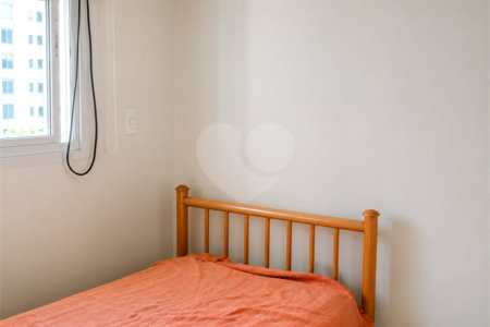 Apartamento à venda com 3 quartos, sendo 1 suíte, em Jardim das Acácias, São Paulo, SP